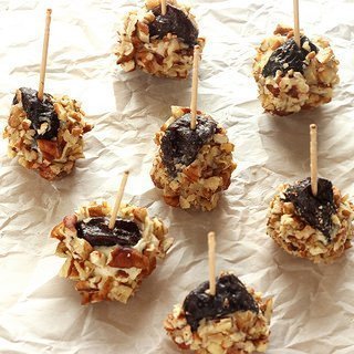Prune Bites With Blue Cheese and Toasted Pecans