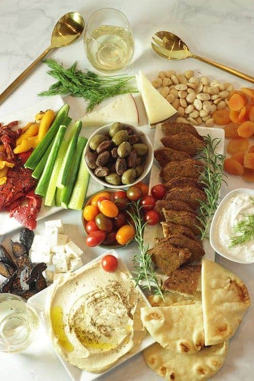 Meatless Mediterranean Mezze Platter