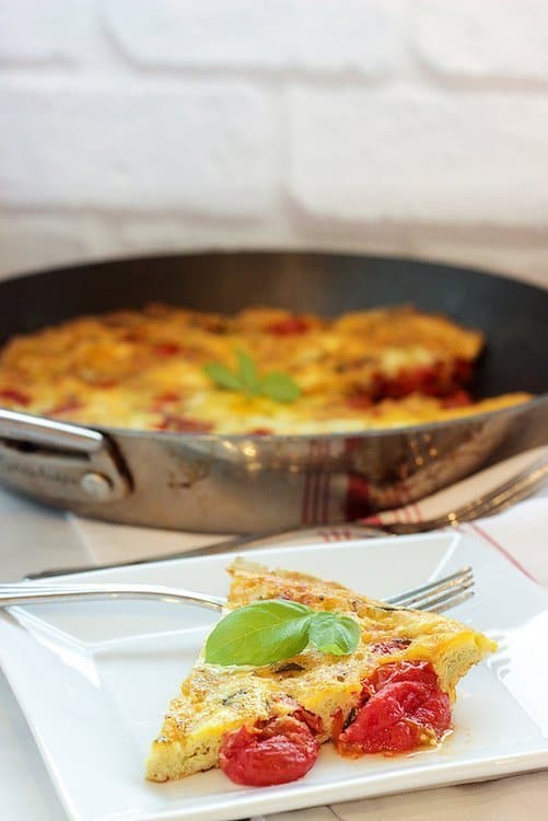 Roasted tomato frittata with Goat cheese and Herbs
