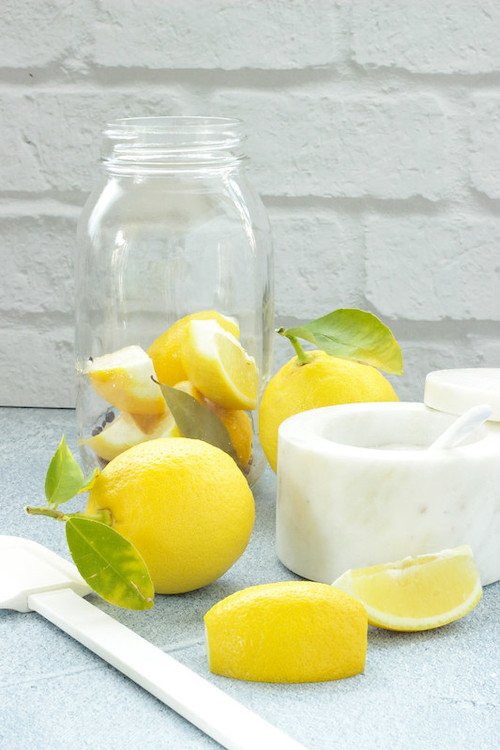 How to Preserve Fresh Lemons