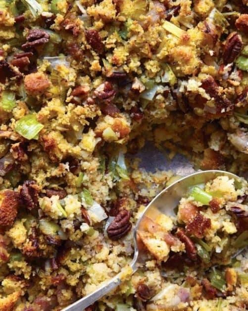 Cornbread Bacon Leek and Pecan Stuffing|Martha Stewart