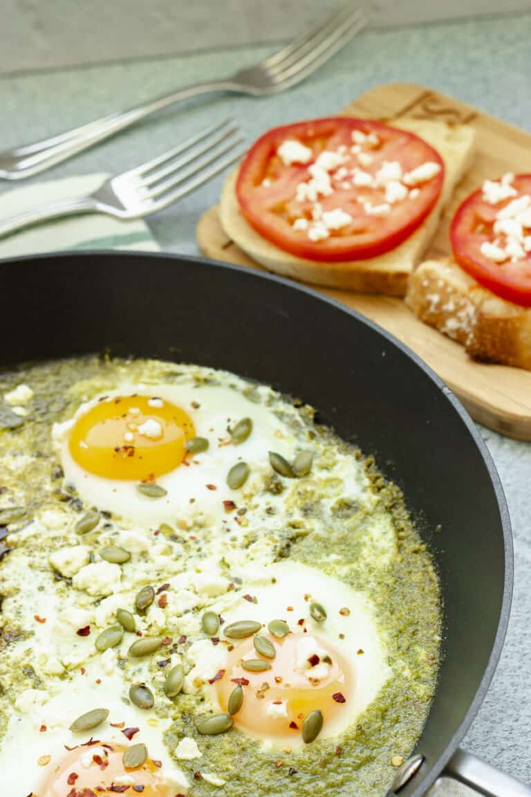 5-Minute Pesto Eggs