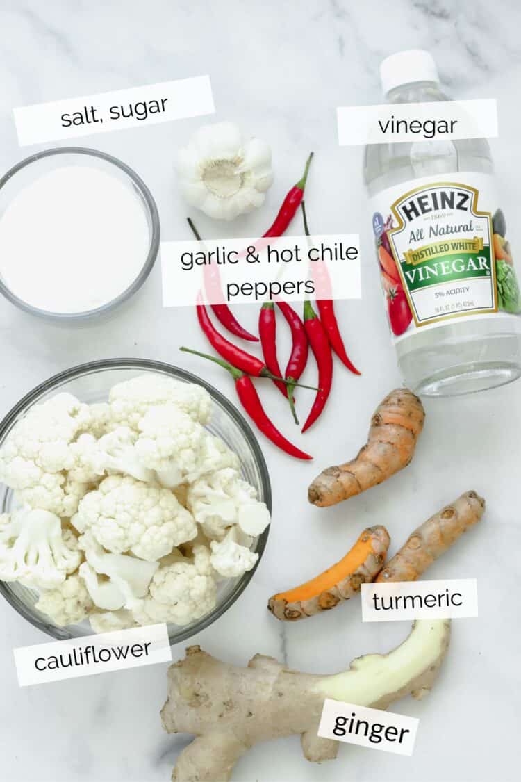 Ingredients needed to make pickled cauliflower.